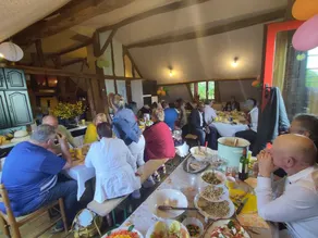 Spacious 1819 farmhouse for 15 people, 250 m from Ardennai forest - Image 2