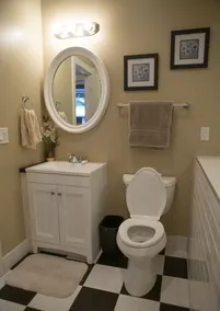 TRAVELING FOR WORK POOL HOUSE w/ heated pool and 2 hot tubs. - Image 3