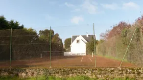 Large house with tennis court, beaches nearby - Image 4
