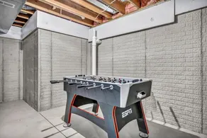 Relaxing Escape: HotTub, Gameroom, Large Living Room, EV, BBQ, Yard; Pets OK - Image 4