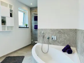Apartment Sleeping Witch, 1-6 pers., 100 m², 2 bedrooms, 1 double room, shower/WC bathtub, bathroom - Image 4