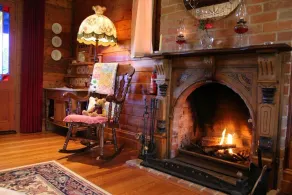 Miners Cottage - Image 3