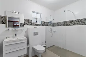 Private Pool * BBQ * 2 min from Palm Beach! - Image 5