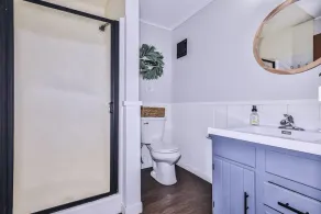 Newly Remodeled 6 bedroom on Moon Lake! - Image 5