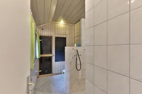 Nürtingen: spacious loft-style apartment between orchards and Neckar - Image 5