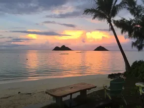 BEACHFRONT! Barefoot living on the best spot on Lanikai Beach! - Image 5