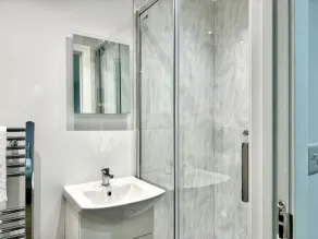 Cathays Apartments No.1 by Switchback Stays - Image 3