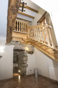 Landhus tæt på Aínsa mellem Sierra de Guara og Aragonese Pyrenæerne - Image 2
