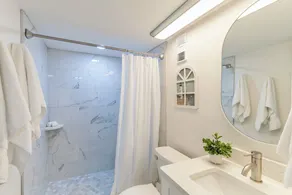 Oceanfront Ground-Floor Getaway with Pool & Beach Access ☀️ - Image 3