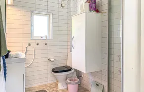Beautiful Home In Varberg With Wifi - Image 3
