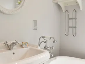 1 bedroom accommodation in Amble - Image 4
