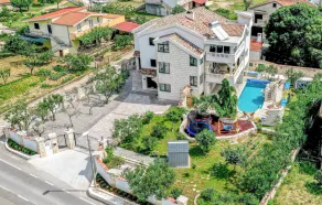 Magnifique maison à Trogir avec sauna - Image 4