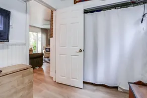 Rockaway Cottage - Image 2