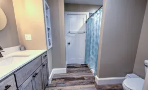 Newly renovated home on the lake! - Image 4