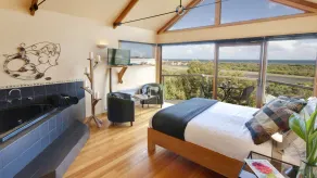 Ocean Inlet Romantic Holiday Accommodation - Image 3