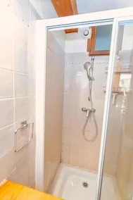 Gîte le peyrou 2/3 personnes à la viale - Image 3