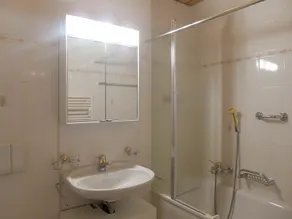 Gemütliche Wohnung für 2 Personen mit  W-LAN, TV, Balkon, Haustiere erlaubt und Panoramablick - Image 4