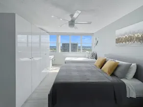 Exceptional Modern Beachfront Escape • XL Pool • In-Unit Laundry • VIP Parking - Image 5
