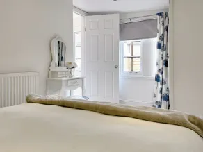 1 chambres à coucher à Ashbourne - Image 4