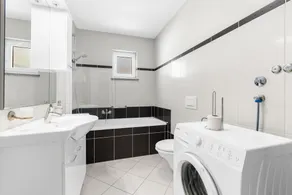 Villa Hope - Apartments with Shared Pool - Image 2