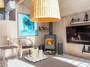 8 Person Holiday Home in Juelsminde - Image 2