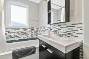 Renovated 3BR Character Home in the heart of Calgary - Image 3
