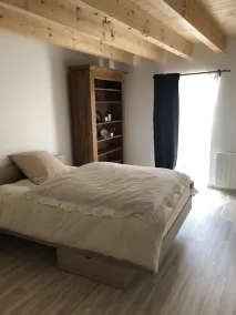 Village house - Image 4