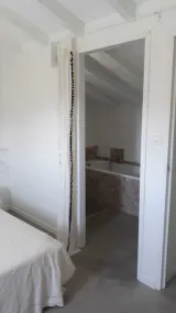 Grimaud, Golfe de St Tropez, Villa 5 Chambres 10 Personnes à 800 m. de la mer - Image 2
