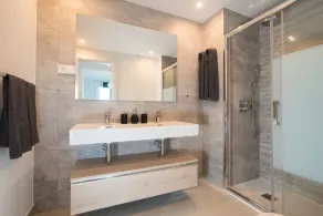 New built apartment w Fantastic views over Estepona w In/outdoor Pool & Gym - Image 3