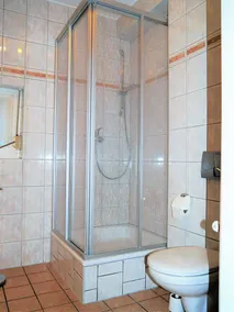 Floresta e Praia Perto do Apartamento com Terraço, são Permitidos Animais - Image 3