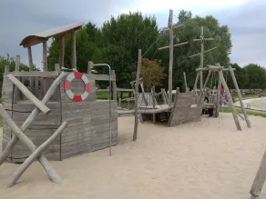 Appartamento o Casa vacanze con spiaggia privata sul lago a Aurich-Tannenhausen - Image 4