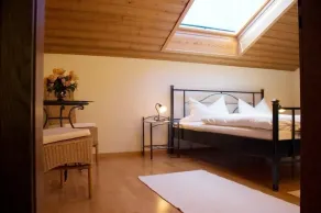 Ferienwohnung 75 qm, 1 oder 2 Schlafzimmer, Wohnküche, Balkon, TV-Anschluss, 3 Sterne, max 4 Personen - Image 4
