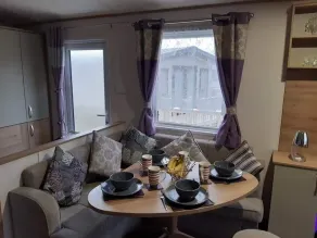 Inviting beautiful 3-Bed Caravan in Ingoldmells - Image 3