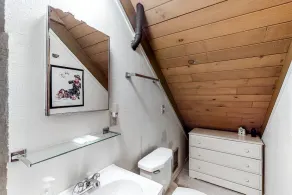 Dog-Friendly Wooded Retreat W/ Large Deck, Gas Grill, Full Kitchen & Fireplace - Image 4