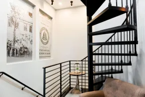 North Flat Luxury Suite - 450 m², Blick auf die Center Street - Image 2