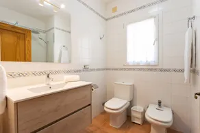 V130 Villa Primavera - Image 2