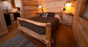 Bonnie City Cabin-Madison enda Log Cabin Rental - Image 3