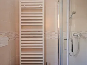 Lovely apartment for 4 guests with WIFI, TV, terrace and pets allowed - Image 4