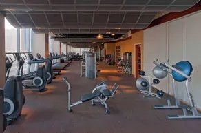 2 Connecting Suites at a 4⭐️ Hotel - Image 4