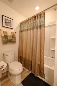 *Cozy Home - Close to Downtown Raleigh* - Image 3