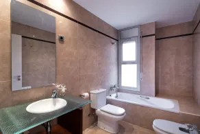 TARRACO - DESIGN and PRIVACY - 10min from the BEACH - Image 4