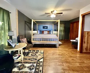 Private Mountain Lodge - Game Room, Firepit and 16 Acres to Roam - Image 4