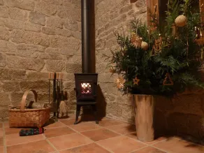 Historisches Ferienhaus mit Pool ideal für Familien in der Ribeira Sacra - Image 2