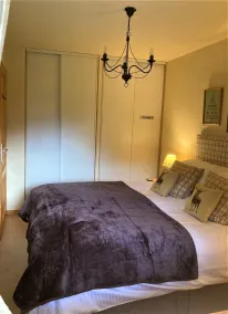 Beautiful, 5-star rated apartment, quiet and 5 minutes from the town centre - Image 4