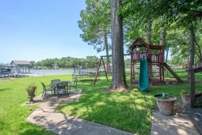 Stunning Five Bedroom Escape - Great Water! - Image 3