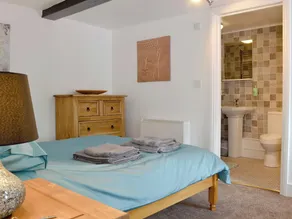 5 bedroom accommodation in Trawsfynydd, near Blaenau Ffestiniog - Image 2