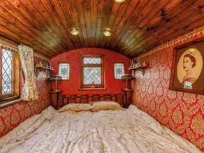 The Gypsy Caravan - Image 5