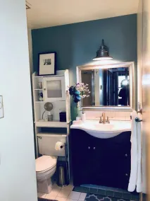 Boutique Studio Apartment Hotel across from CSU in Old Town Fort Collins!Take a trip back in time to when Hippies, Coffee Houses, and The British Invasion were everywhere! It's an urban-industrial studio, a rustic garden suite, and our pet-friendly c - Image 2
