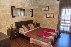 Stone and Wood Villa - Image 5
