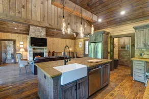 Gorgeous cabin with beautiful sunsets over the Toccoa River! - Image 3